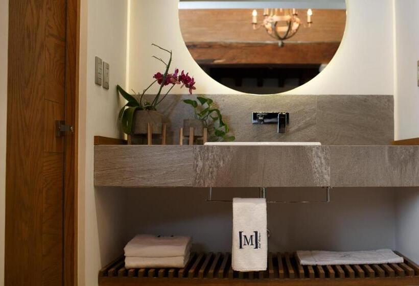 디럭스 룸 킹사이즈 침대, Maja Hotel Boutique