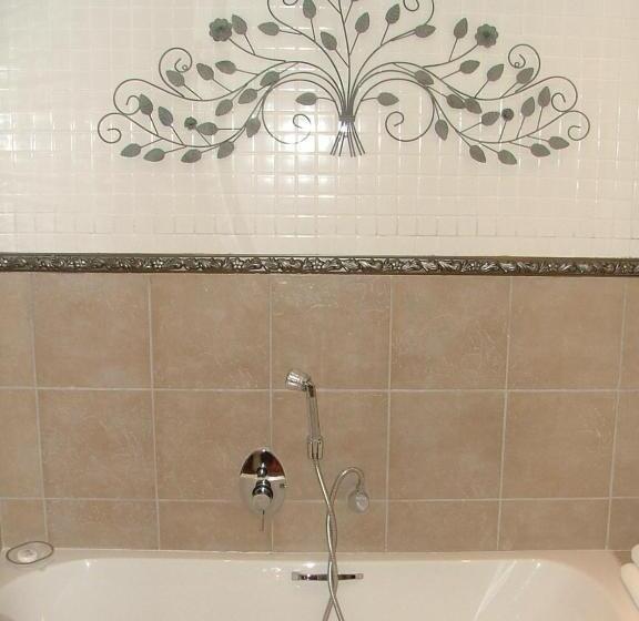 Suite Vista Jardí, Arum Place Guest House