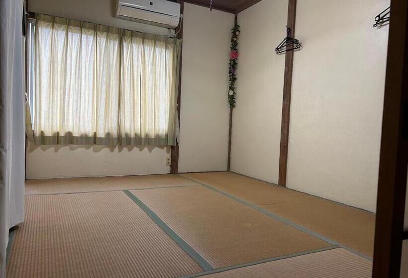 经济型三人房间, Tentsuku Guest House