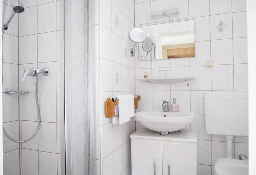 バルコニー付きデラックスルーム, 5rooms Frühstückspension