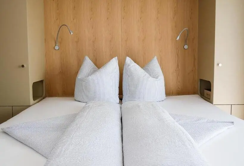 バルコニー付きデラックスルーム, 5rooms Frühstückspension