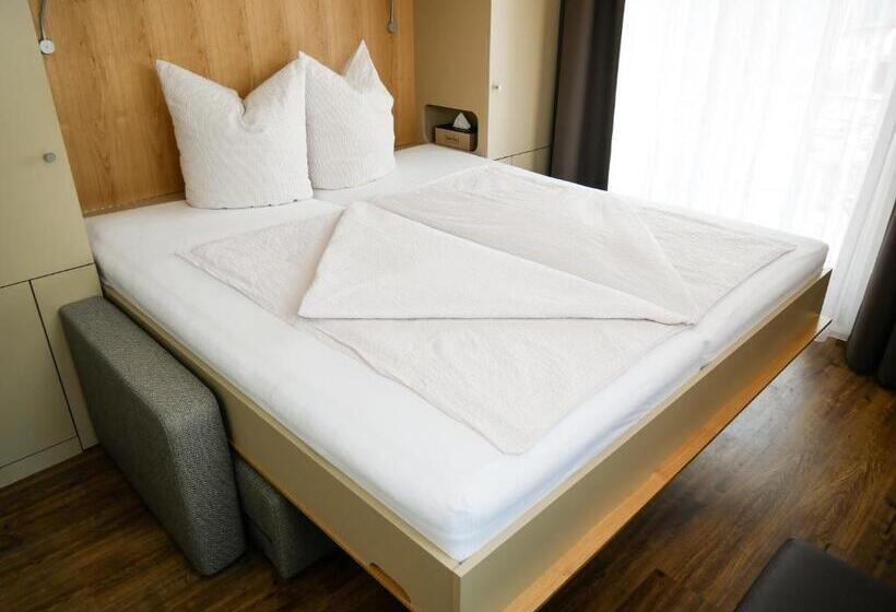 Номер Deluxe с Балконом, 5rooms Frühstückspension
