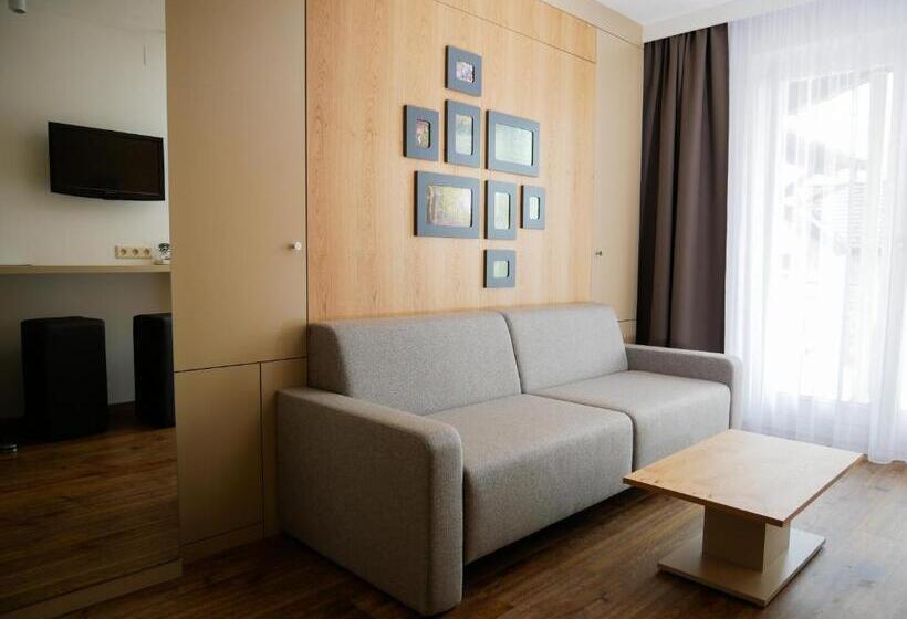 Номер Deluxe с Балконом, 5rooms Frühstückspension