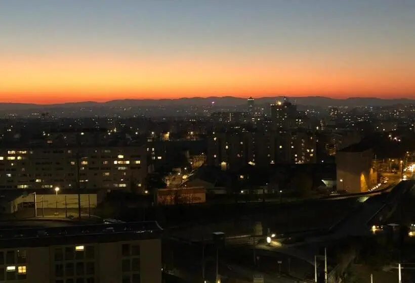エコノミールーム, Chambre Privée En Colocation Villeurbanne Métro Bonnevay