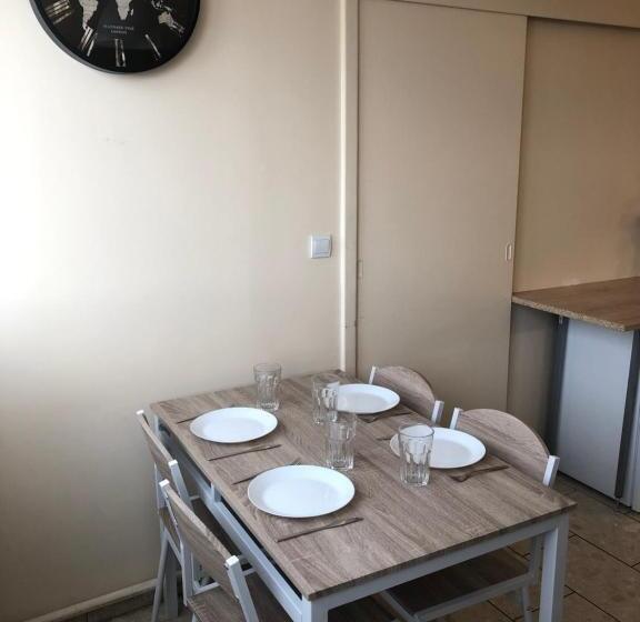 חדר אקונומי, Chambre Privée En Colocation Villeurbanne Métro Bonnevay