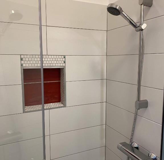 패밀리 룸, Kis Szieszta Panzió