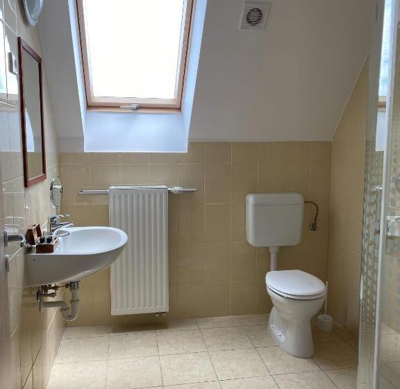 스탠다드 룸, Kis Szieszta Panzió