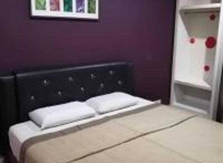 Номер Deluxe, Emerald Inn
