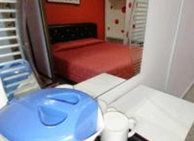 חדר דלוקס, Emerald Inn