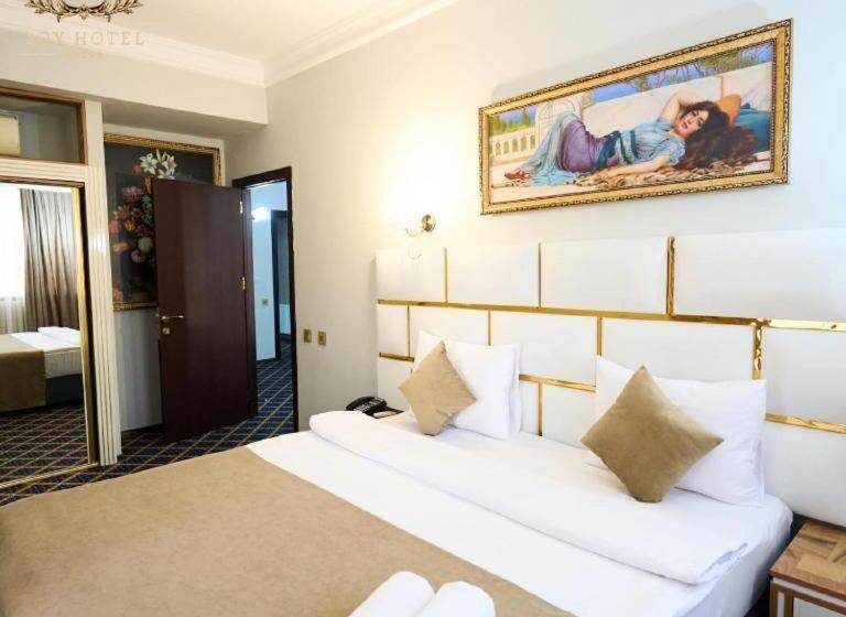 חדר משפחתי, Sabir