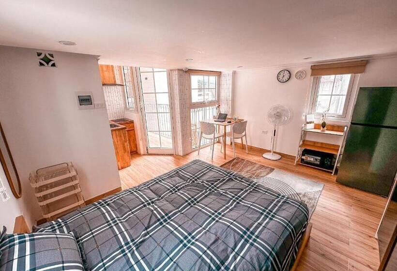 Standardrum, La Casa Di Dicembre