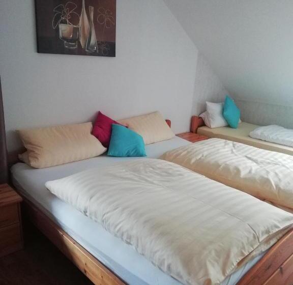 Семейный Номер, Pension Breidbach