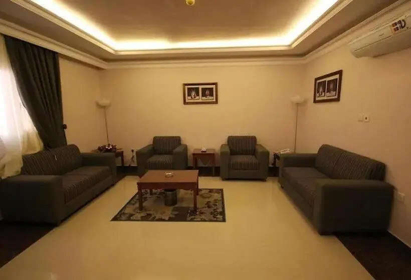 استودیو خانوادگی, بنان فال للشقق المخدومة