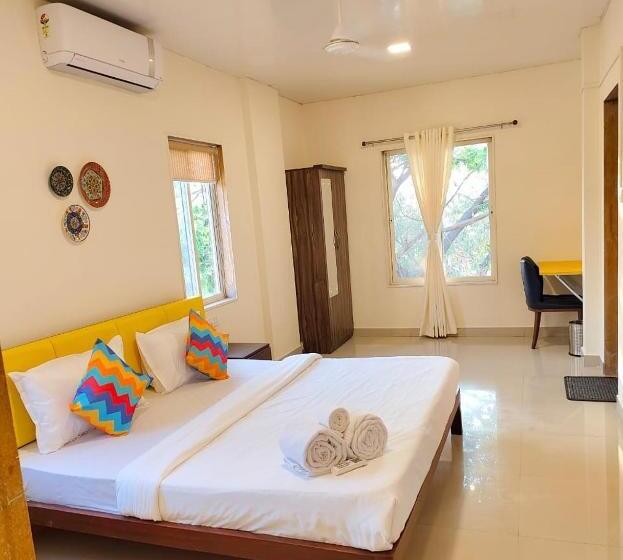 デラックスルーム, Gostops Alibaug