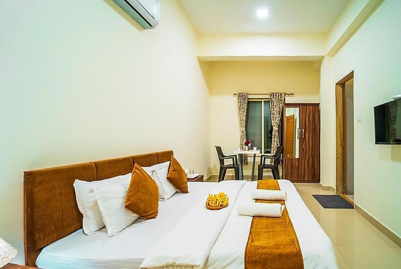 バルコニー付きデラックスルーム, Gostops Alibaug