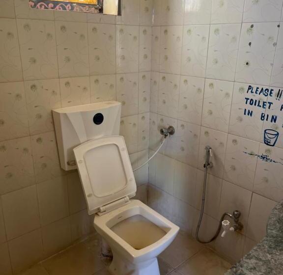 تختخواب در اتاق مشترک, Yogis Heritage Palace