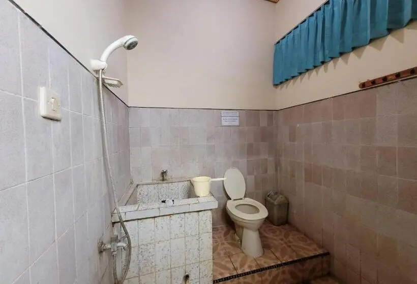 Habitació Superior, Dirgahayu Ponorogo