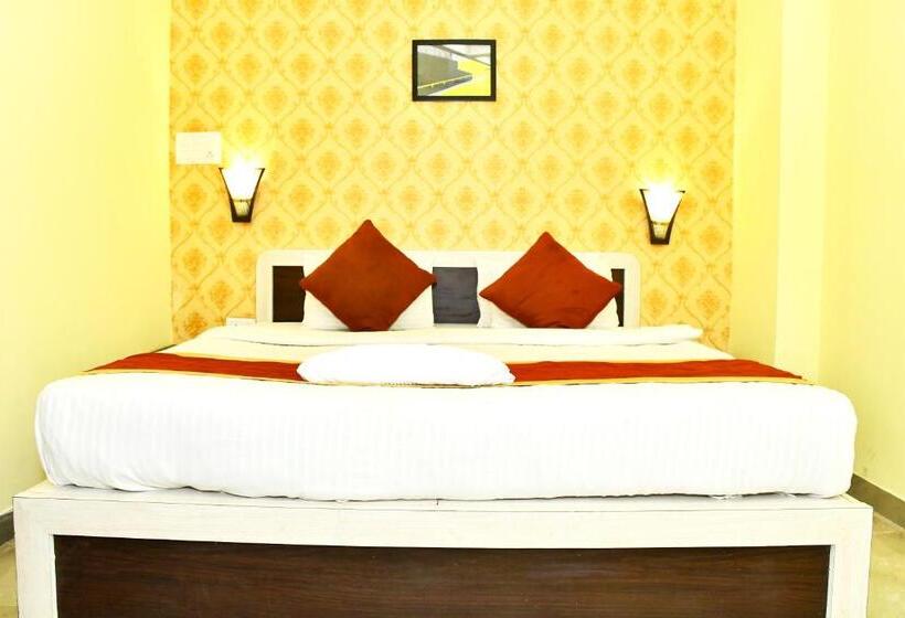 Номер Стандарт, Fabhotel Magadh Palace