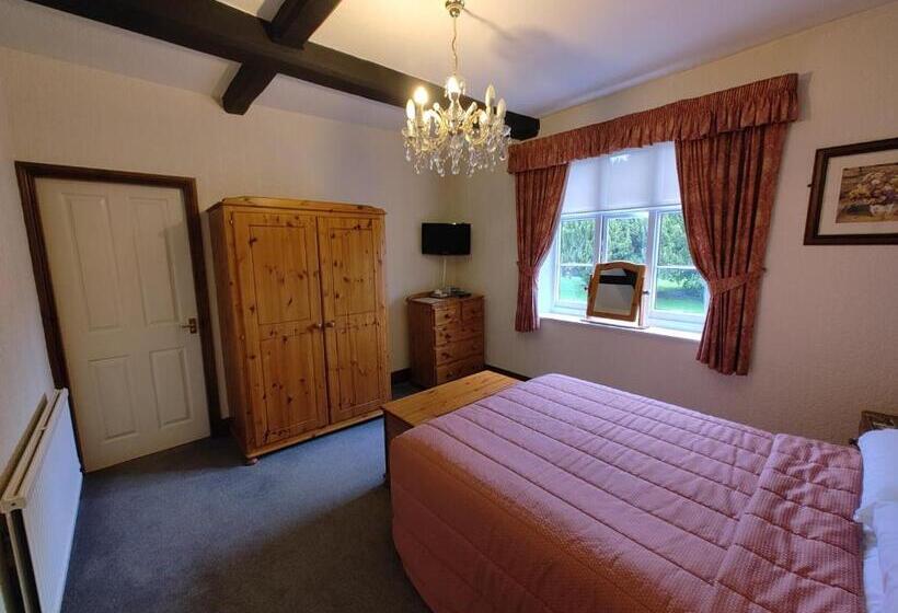 חדר סטנדרט, The Golden Cup   Yoxall