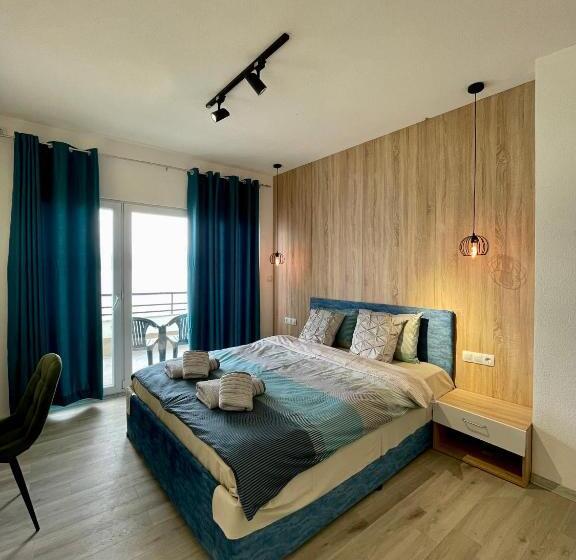 Standard Værelse Søudsigt, Villaradozda