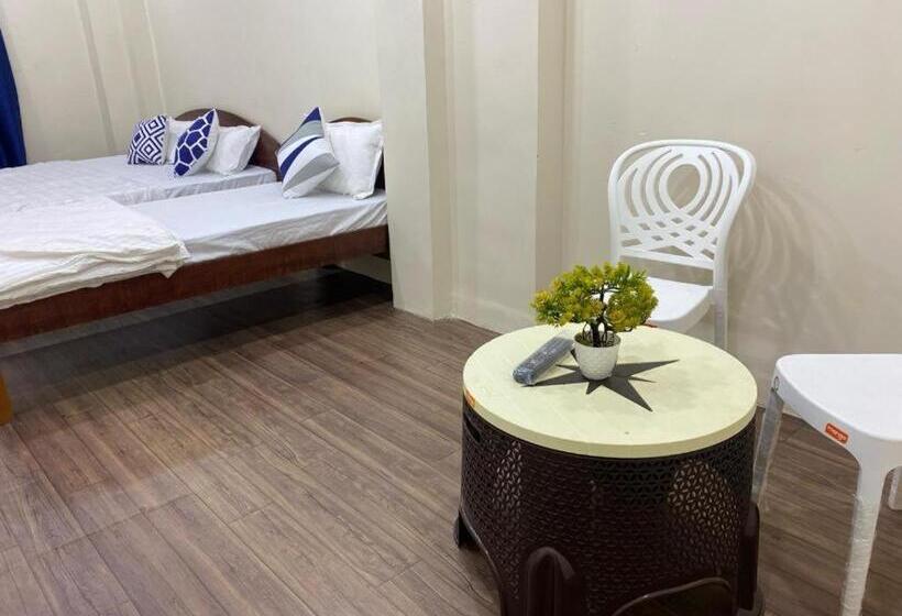 Habitació Triple Estàndard, Ujjayini Home Stay