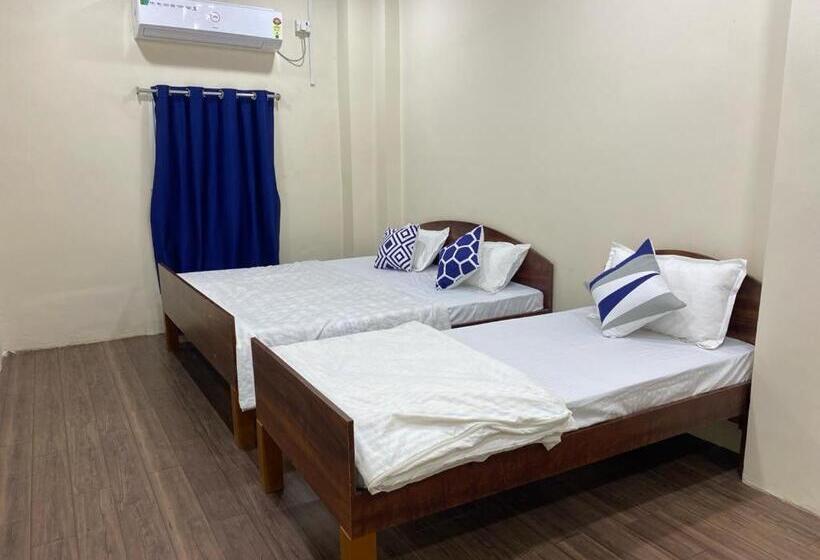 Habitació Triple Estàndard, Ujjayini Home Stay