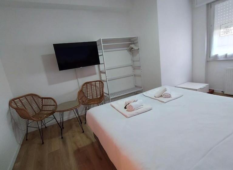 Номер Стандарт Вид на Сад, Varenna Guest House 2