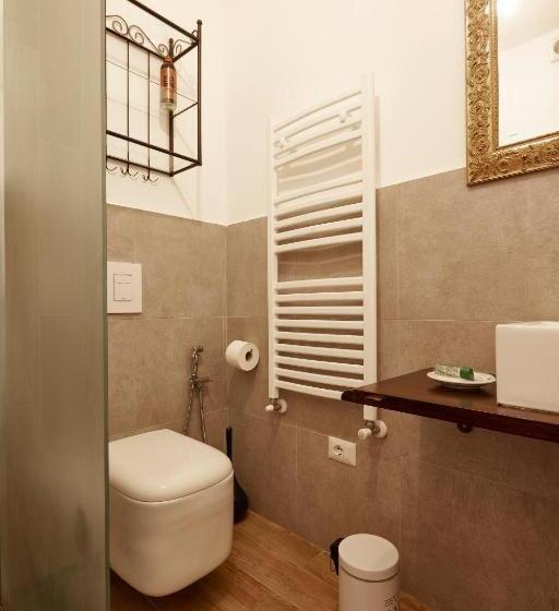 Номер Стандарт Вид на Сад, Varenna Guest House 2