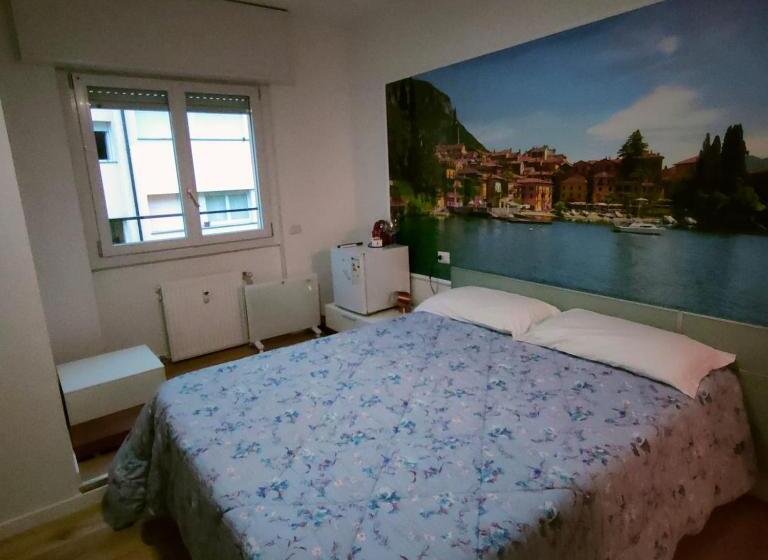 Номер Стандарт Вид на Сад, Varenna Guest House 2