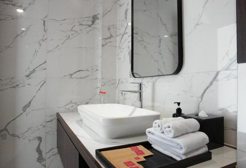 غرفة ديلوكس سرير كينج, Valstar Hotel Canggu