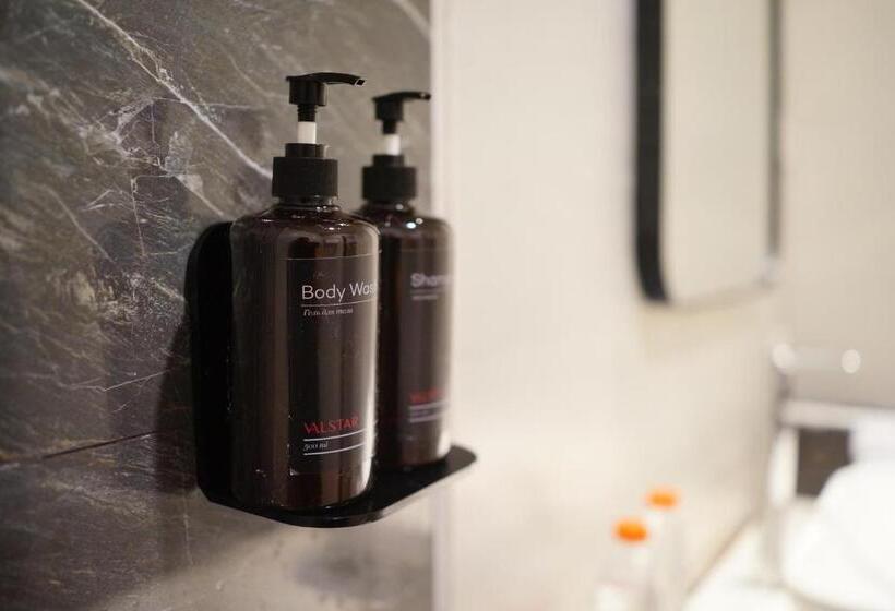 غرفة قياسية سرير كينج, Valstar Hotel Canggu