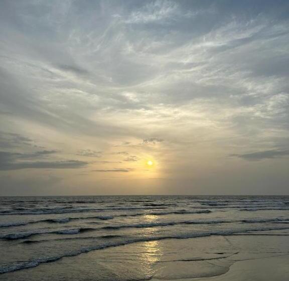 اتاق پریمیوم چهارنفره, Eutopia Beach Resort Boutique Resort With Pool By Rio Hotels India