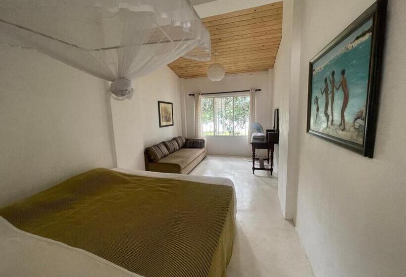 スタンダードルーム, Mountbatten S Officers Mess Kandy