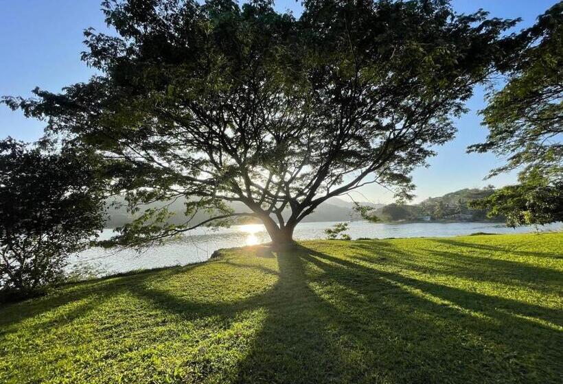 スタンダードルーム, Mountbatten S Officers Mess Kandy