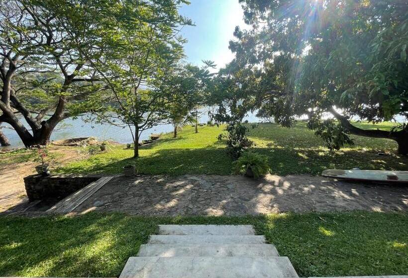 ファミリールーム, Mountbatten S Officers Mess Kandy