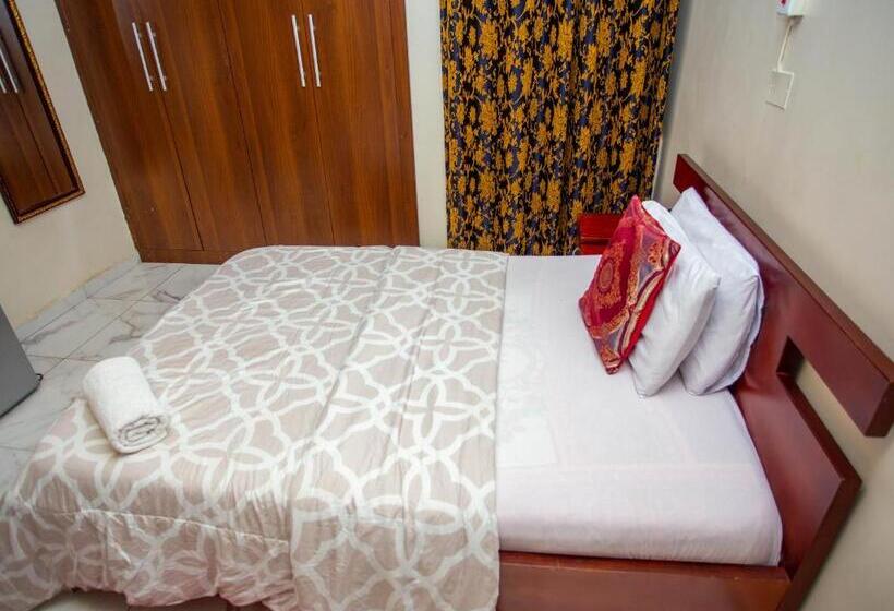 اتاق استاندارد یک نفره, Royal N