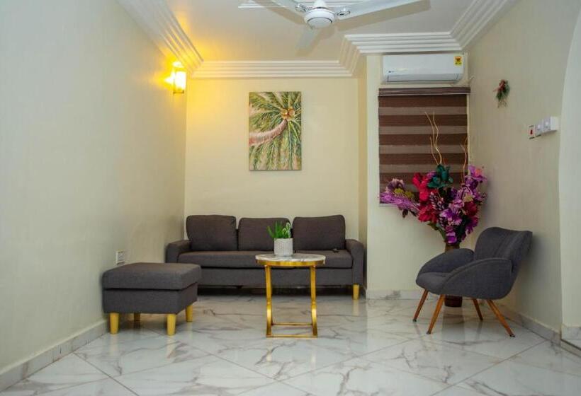 اتاق استاندارد یک نفره, Royal N