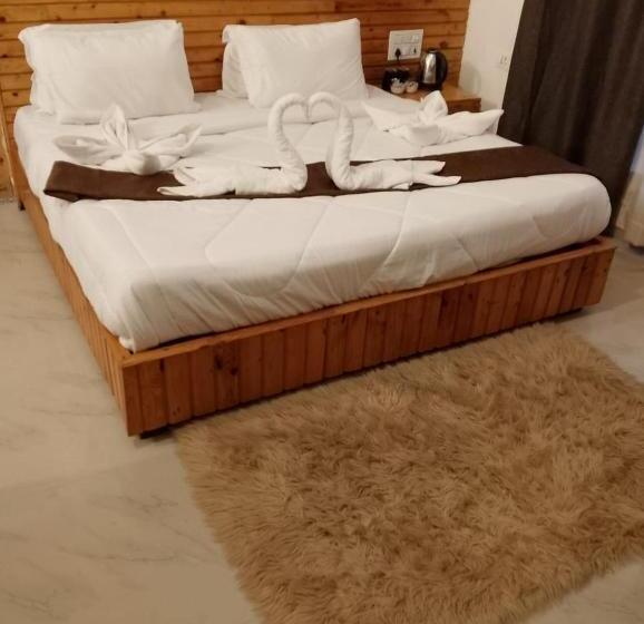 סטודיו סטנדרט עם מרפסת, The Farmerian Resort