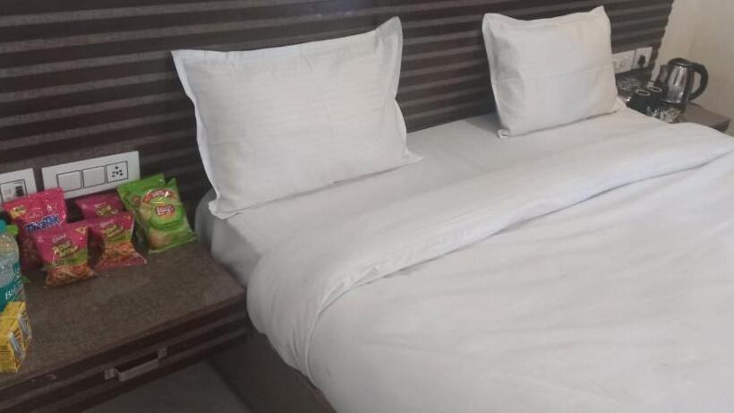 수피리어 스튜디오, The Farmerian Resort