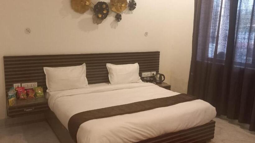 חדר סופריור, The Farmerian Resort