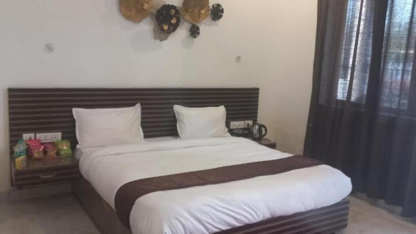 חדר סופריור, The Farmerian Resort