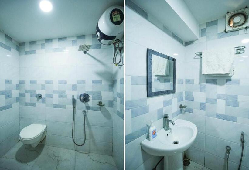 标准间, O Kaziranga