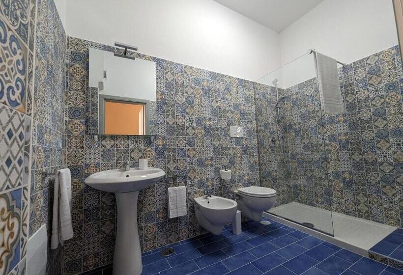 Quarto Estandar Vista Mar, Villa Carosino