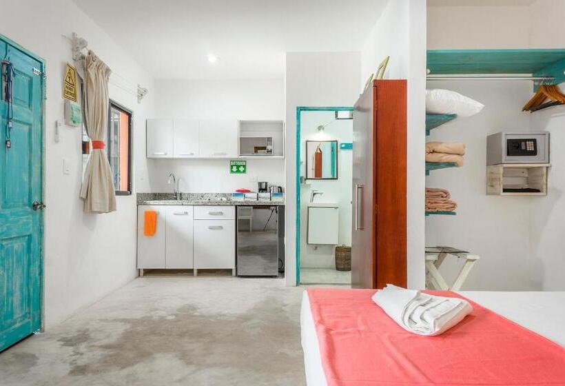 ファミリーステューディオ, Casa Toloc Tulum