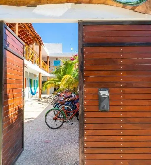 استودیوی استاندارد, Casa Toloc Tulum