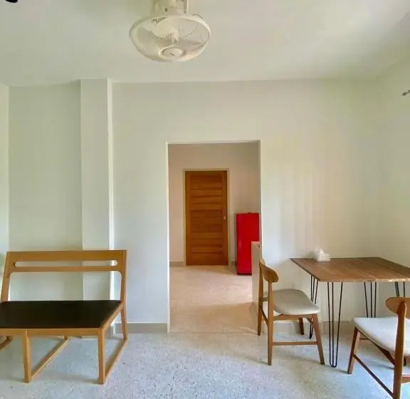 ファミリールーム, Calamint Residence