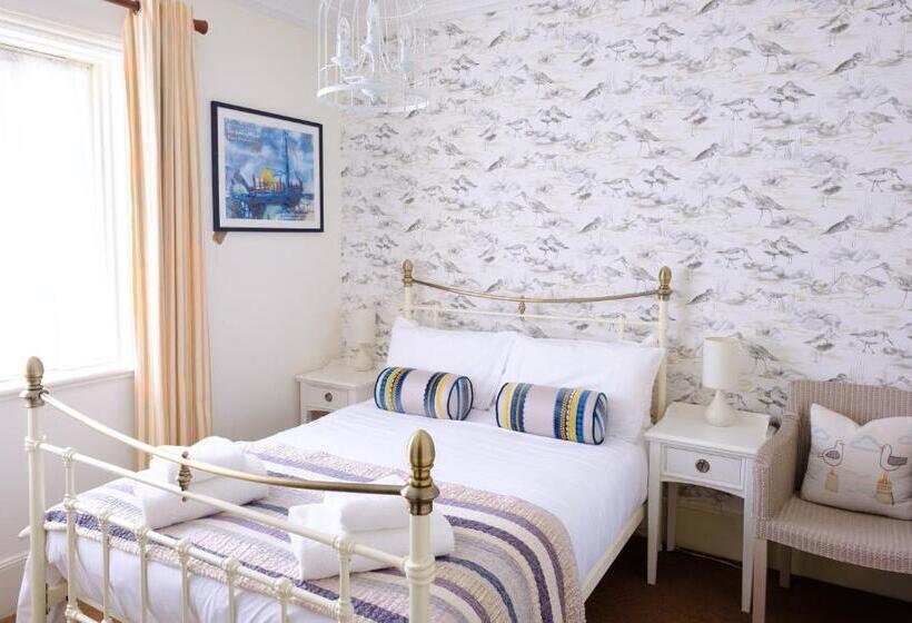 ベーシックルーム, The Bell Inn