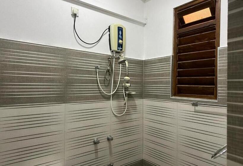 豪华房间, Trinco Waves