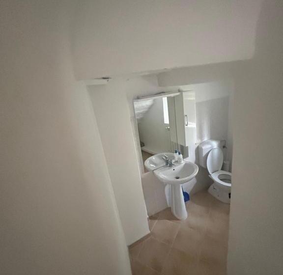 اتاق استاندارد یک نفره, Arcobaleno 4