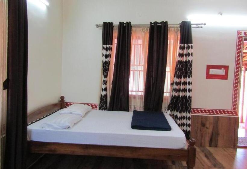ファミリールーム, Mahabala Valley   Home Stay